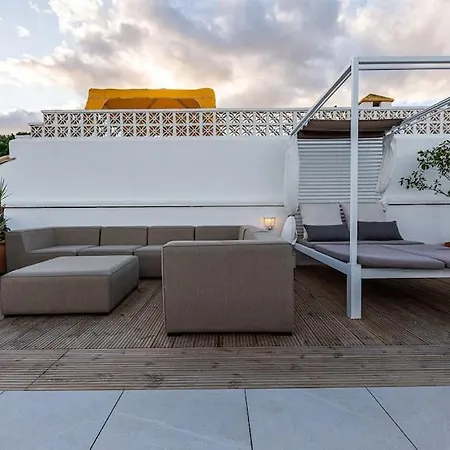 Rooftop Oasis At Ocean Point Calahonda - Just Few Steps Away From The Beach, Restaurants & Shops Apartment