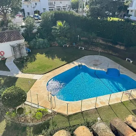 Rooftop Oasis At Ocean Point Calahonda - Just Few Steps Away From The Beach, Restaurants & Shops Sitio de Calahonda