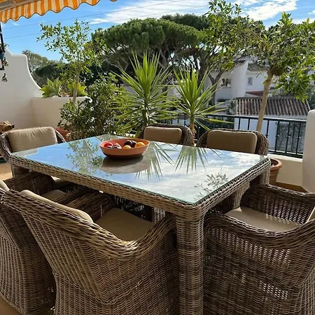 Rooftop Oasis At Ocean Point Calahonda - Just Few Steps Away From The Beach, Restaurants & Shops *