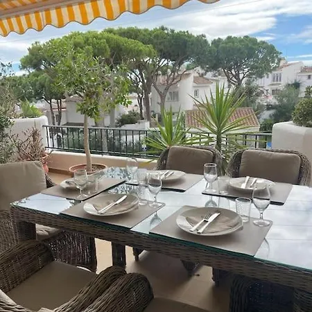 Rooftop Oasis At Ocean Point Calahonda - Just Few Steps Away From The Beach, Restaurants & Shops * Sitio de Calahonda