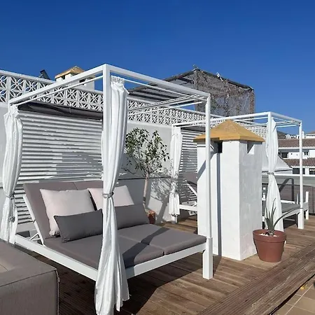 Rooftop Oasis At Ocean Point Calahonda - Just Few Steps Away From The Beach, Restaurants & Shops Apartment *