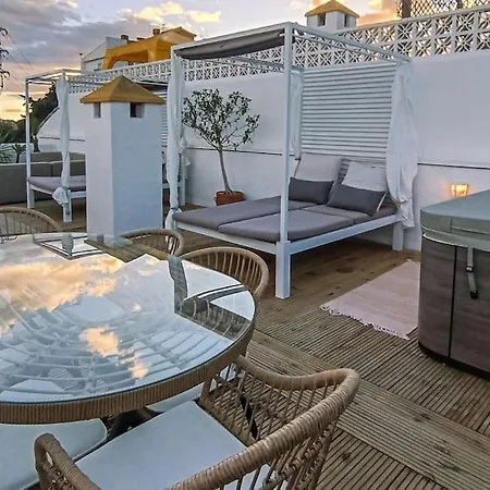 Rooftop Oasis At Ocean Point Calahonda - Just Few Steps Away From The Beach, Restaurants & Shops Apartment