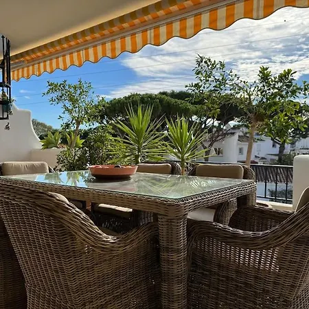 Rooftop Oasis At Ocean Point Calahonda - Just Few Steps Away From The Beach, Restaurants & Shops Apartment *