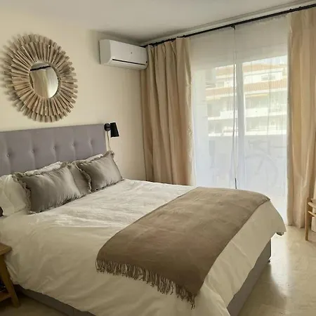 Rooftop Oasis At Ocean Point Calahonda - Just Few Steps Away From The Beach, Restaurants & Shops * Sitio de Calahonda